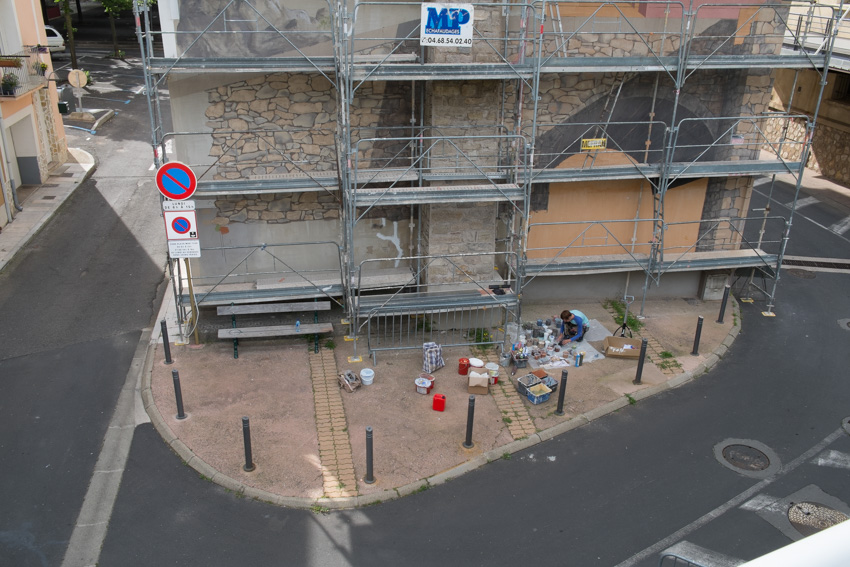 Attention à la peinture