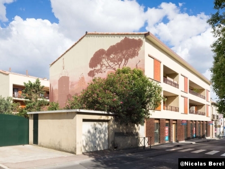 Fresque à Castelnau-le-Lez. Florence Clausel-Borel, architecte.